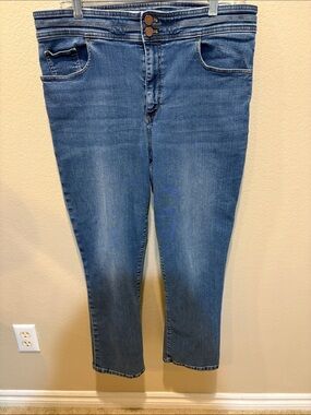 Ann Taylor Factory Ankle Length Straight-Leg Women's Jeans in Blue